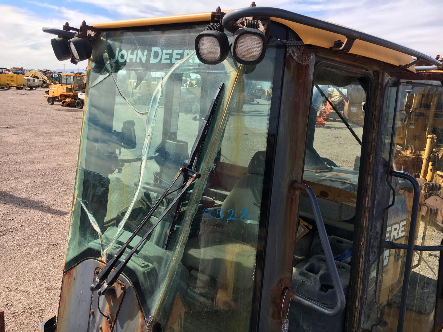 ./imagenes/INVOICE/2019/16709/CARGADOR FRONTAL JOHN DEERE 544K II (35).JPG